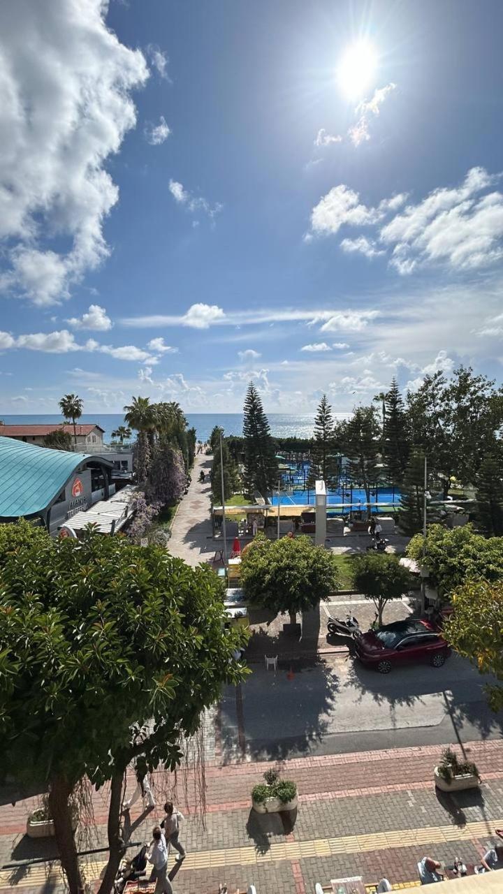 אלאניה Havana Apart Hotel מראה חיצוני תמונה