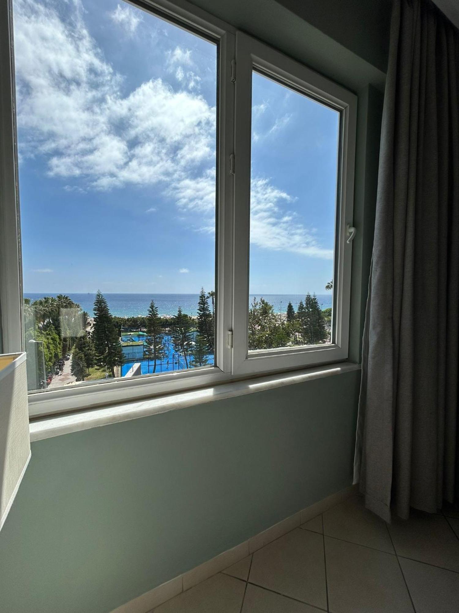 אלאניה Havana Apart Hotel מראה חיצוני תמונה