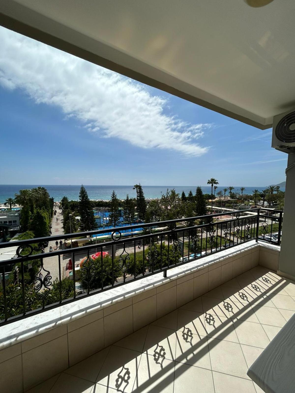 אלאניה Havana Apart Hotel מראה חיצוני תמונה