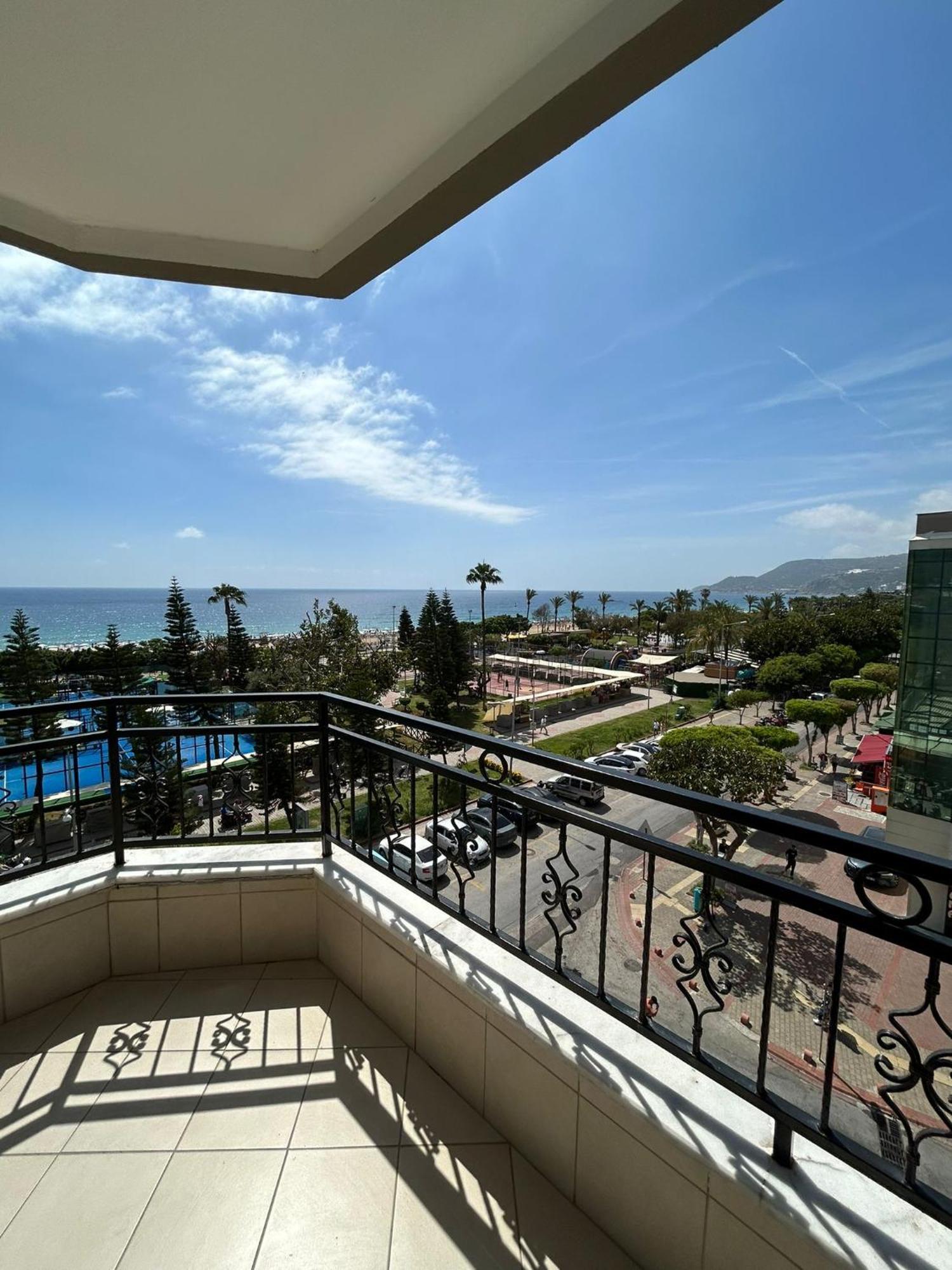 אלאניה Havana Apart Hotel מראה חיצוני תמונה